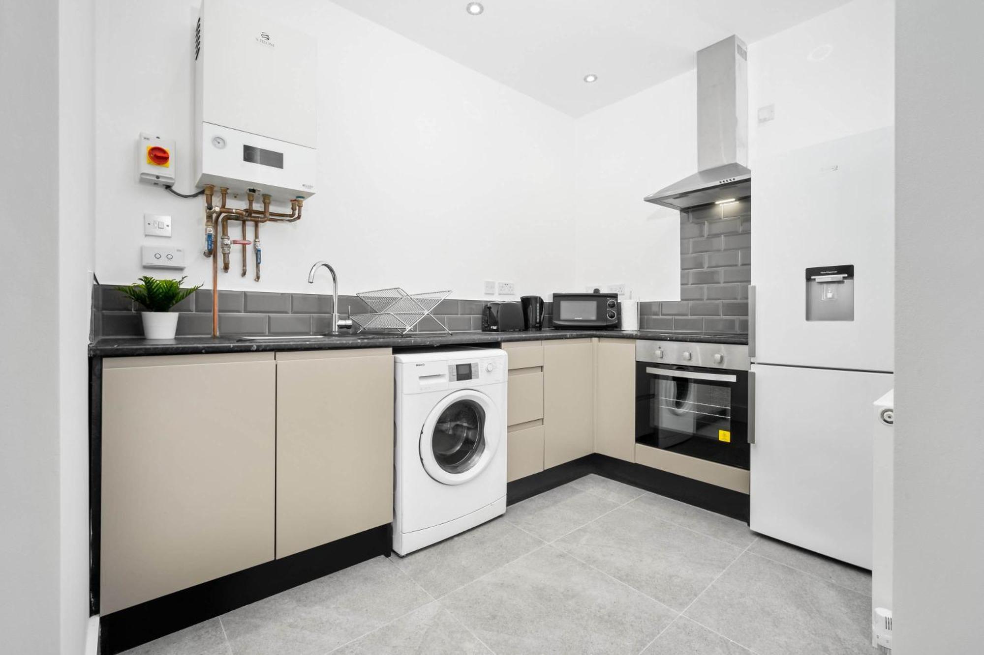 Stylish Apartment - Free Wifi & Netflix - On Street Parking - Double Bed - 49Ag Rowley Regis Dış mekan fotoğraf