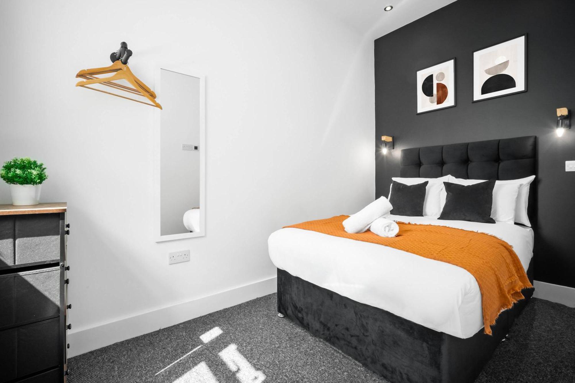 Stylish Apartment - Free Wifi & Netflix - On Street Parking - Double Bed - 49Ag Rowley Regis Dış mekan fotoğraf